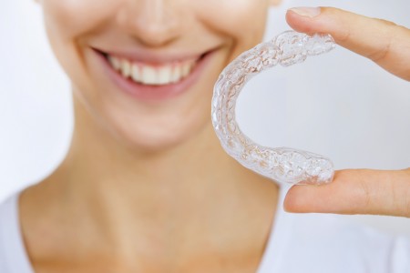 Dentalschiene_55248097_1000x667px-450x300